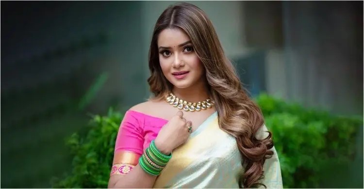 আদালতে আত্মসমর্পণের পর তানজিন তিশার জামিন