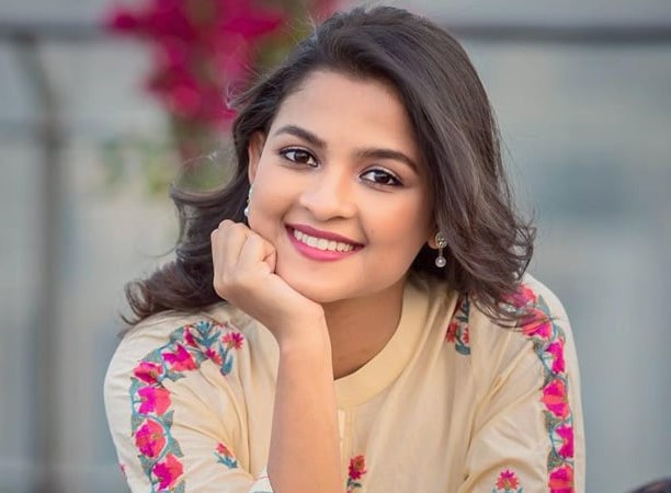 গোলাপি বাস নয়, সফল নারীই সমস্যা: সাদিয়া আয়মান