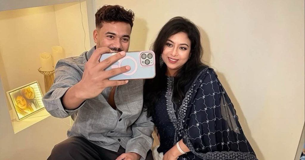 সিডনীতে শাবনূরের সঙ্গে বারবিকিউ পার্টিতে তাসকিন 