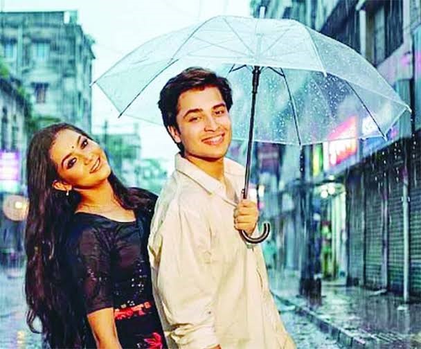 ২৮ বছর পর আবার ফিরছে হঠাৎ বৃষ্টি