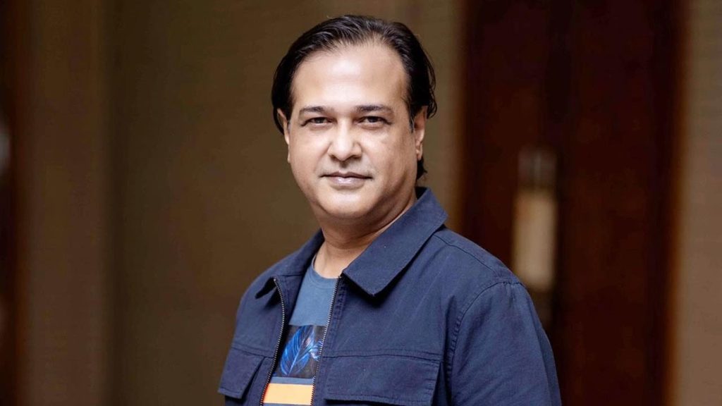 মগবাজারে আসিফ আকবরের গাড়ি লক্ষ্য করে গুলি
