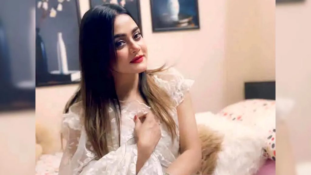 ক্যানসারে মারা গেলেন মডেল ও অভিনেত্রী তুলনা আল হারুন