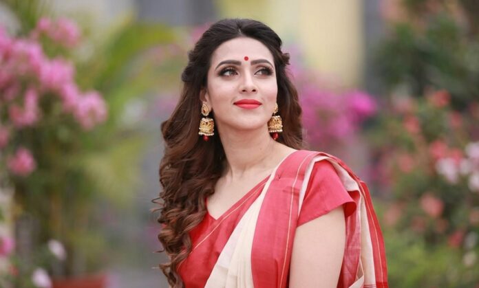 পূজায় কী পরিকল্পনা মিমের? সাজবেন ভিন্ন রূপে