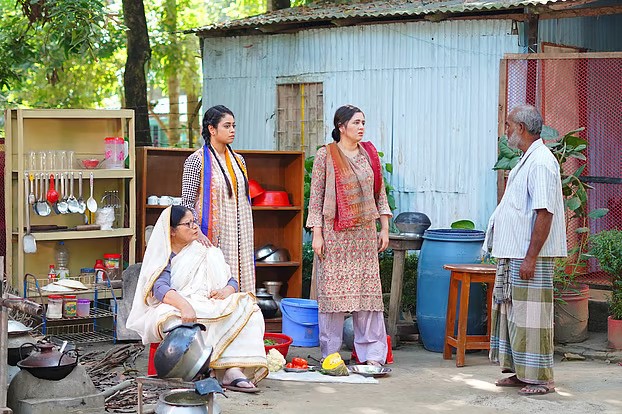 তানিয়া বৃষ্টি ফিরলেন শুটিংয়ে, ‘অংশীদার’ নাটকে